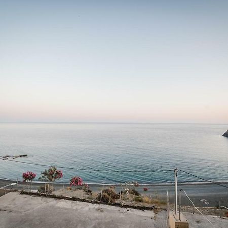 Beach View Kali Limenes Exterior photo